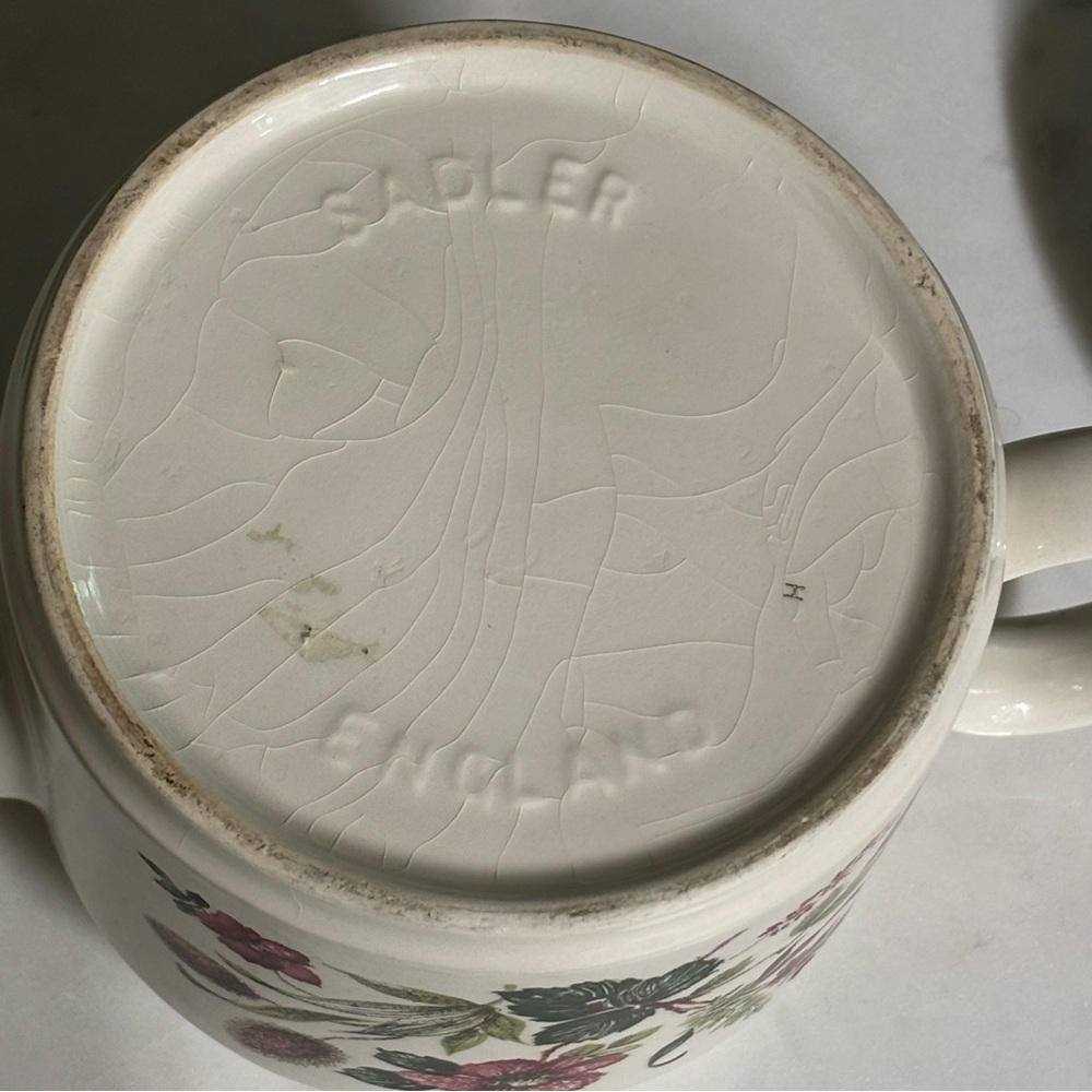 Vintage Sadler, England floral ceramic teapot with lid in Hedgerow pattern - Picture 6 of 8